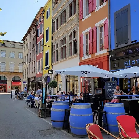 L'oeil Sur La Cite *