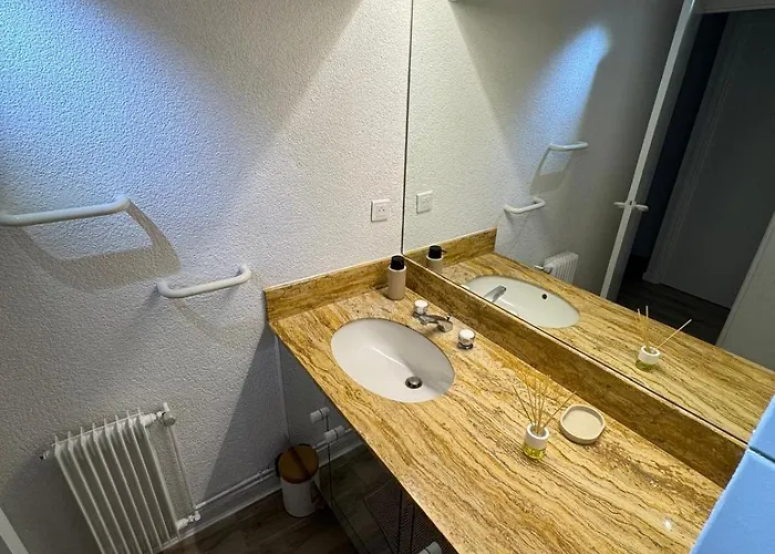 L'oeil Sur La Cite *