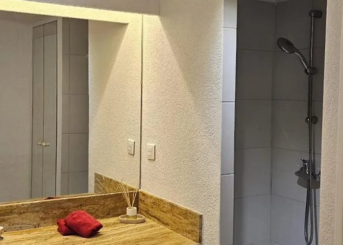 L'oeil Sur La Cite *