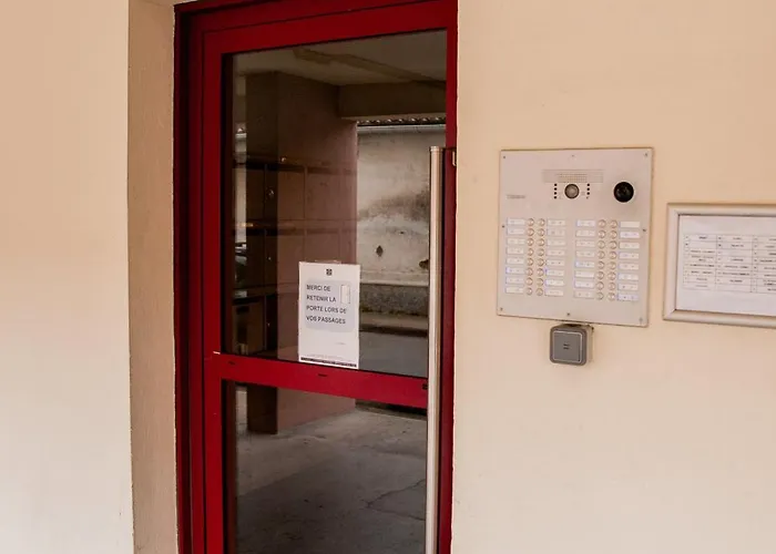 L'oeil Sur La Cite *